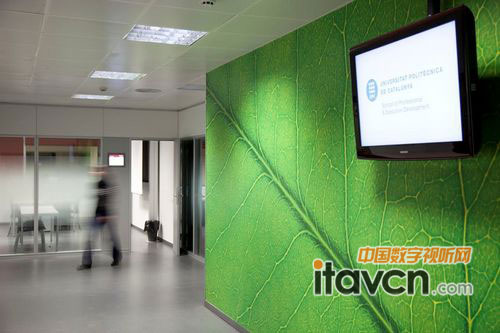 BarcelonaTech (UPC) ڸǌҪTdb42LCDĻԼz(yng)Ƽ(sh)ָʾԂfW(xu)У헡ӑc¶оɹ(qing)W(xu)УԸ