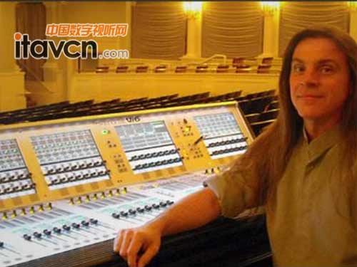 {_Soundcraft Vi6™ 