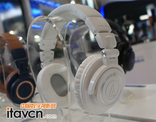Fȫ¶CATH-M50X WH ȥɃ